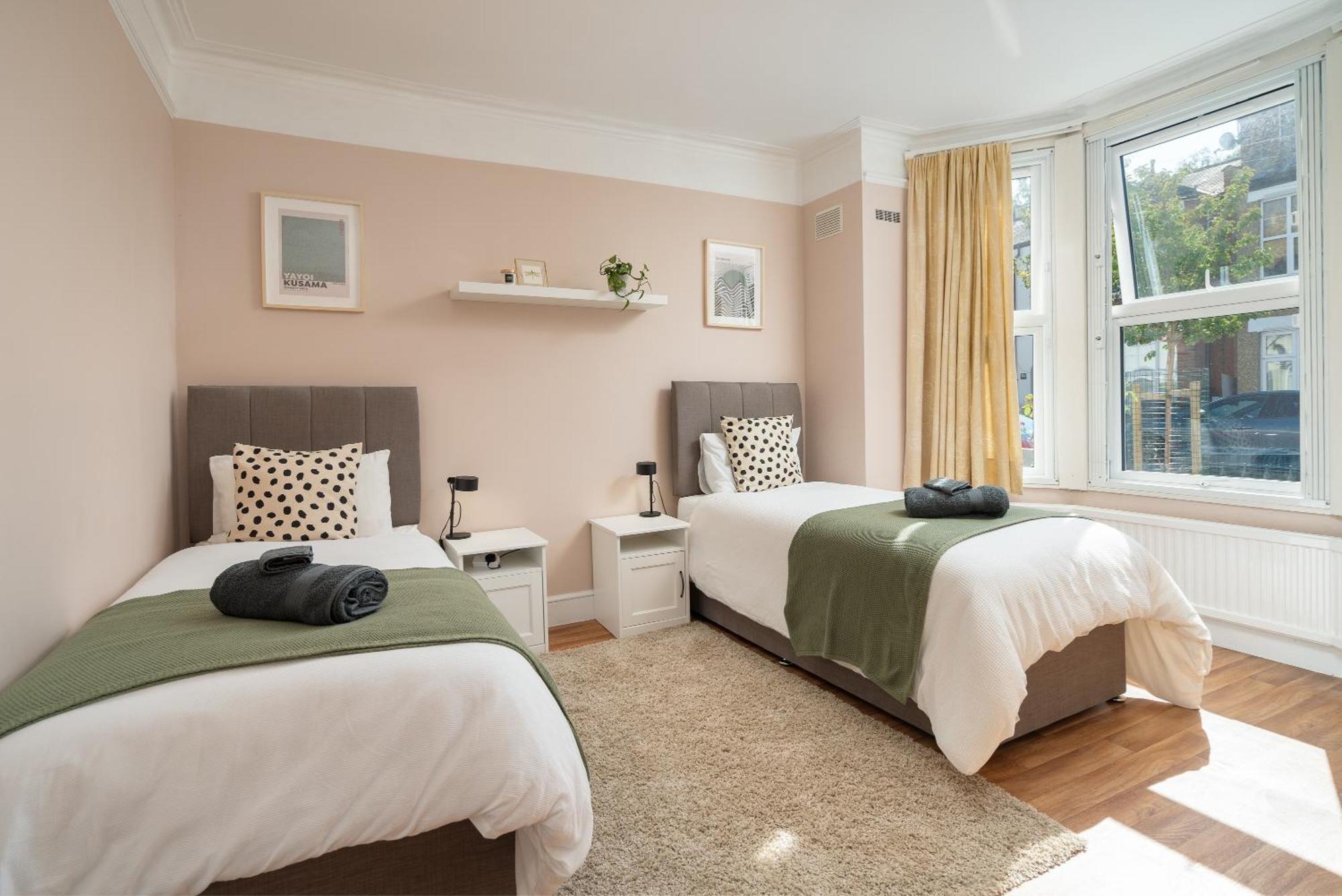 Homely And Stylish Apartment With A Garden In East Finchley London Exterior foto